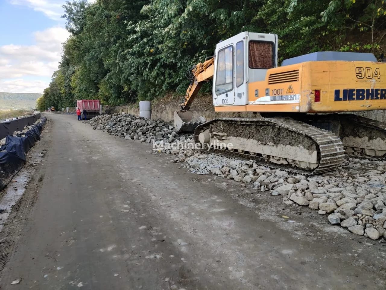 EXCAVATOR LIEBHERR PE SENILE